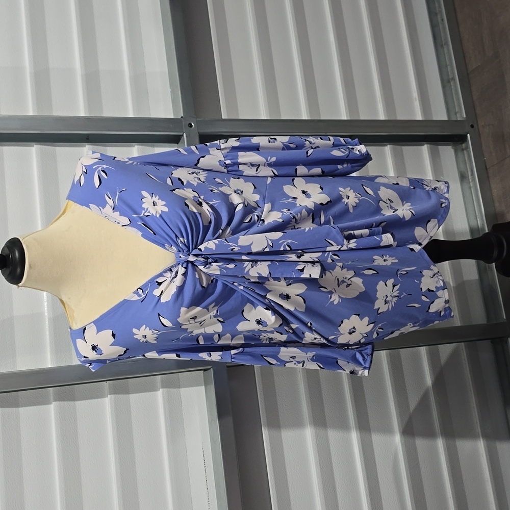 Cato Blue and White Floral Print Cold Shoulder Blouse Size 22/24W
